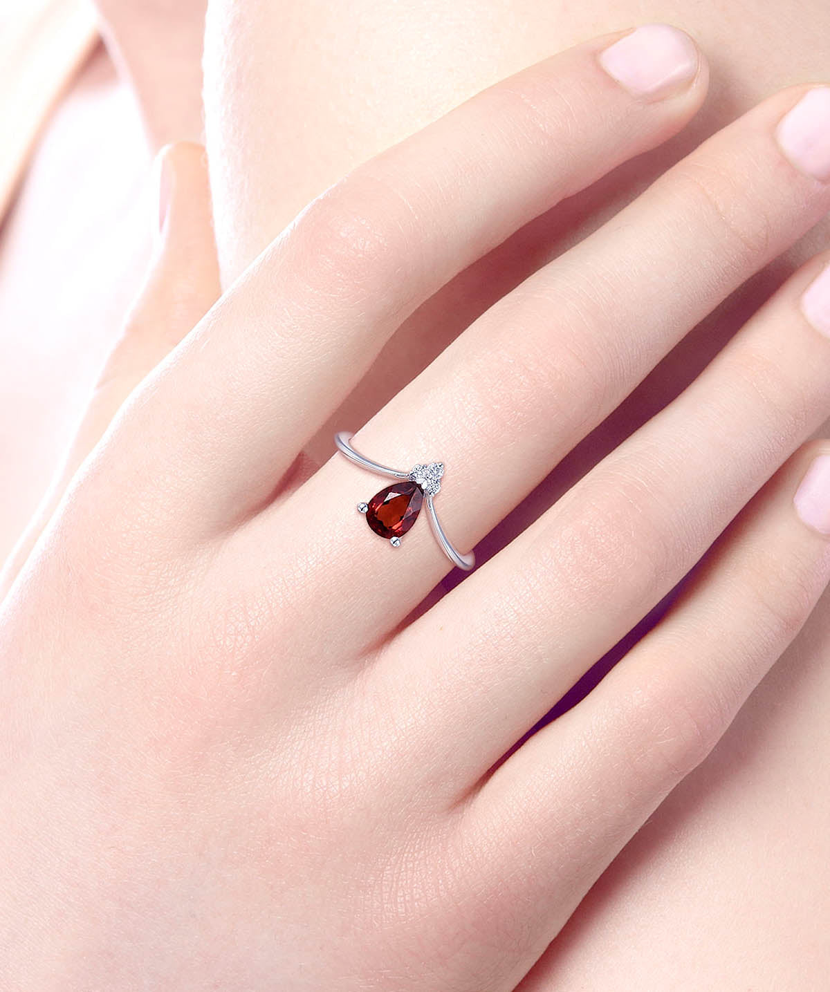 14K White Gold 0.83ct Garnet Diamond Chevron Ring