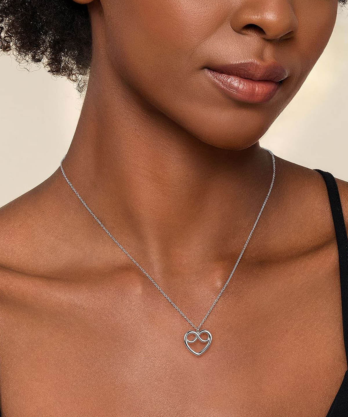 925 Sterling Silver Heart Love Knot Pendant Necklace