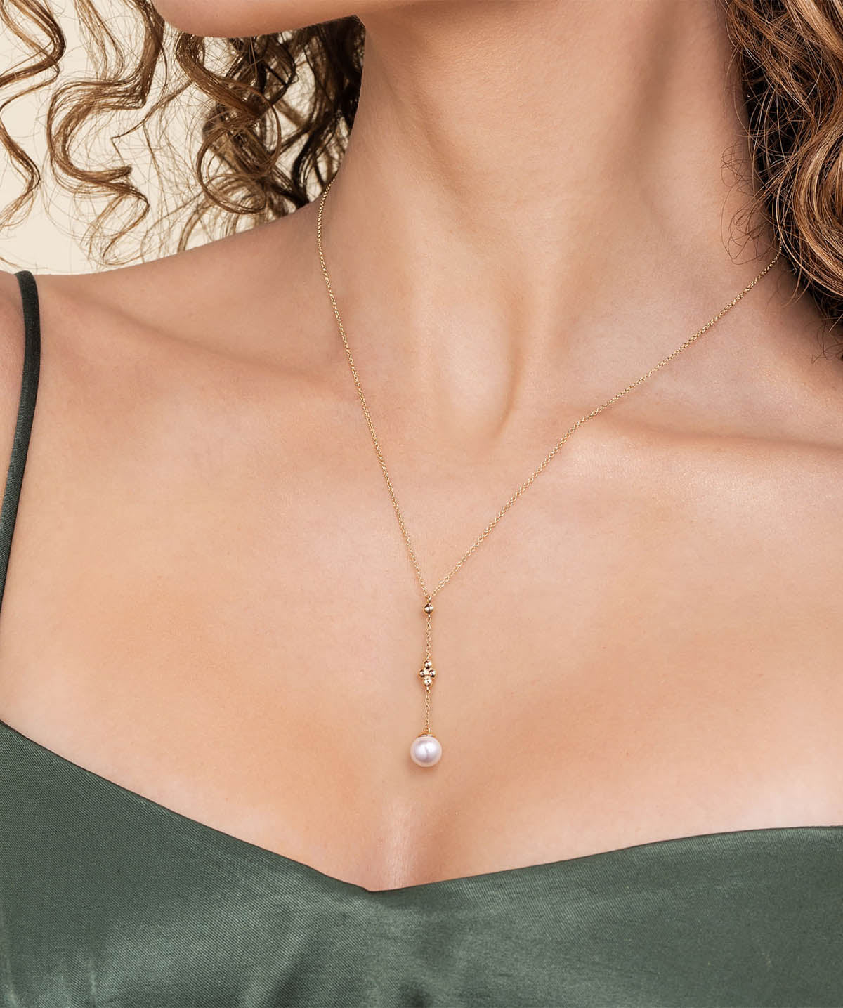 14K Yellow Gold Clover Bujukan and Pearl Drop Necklace