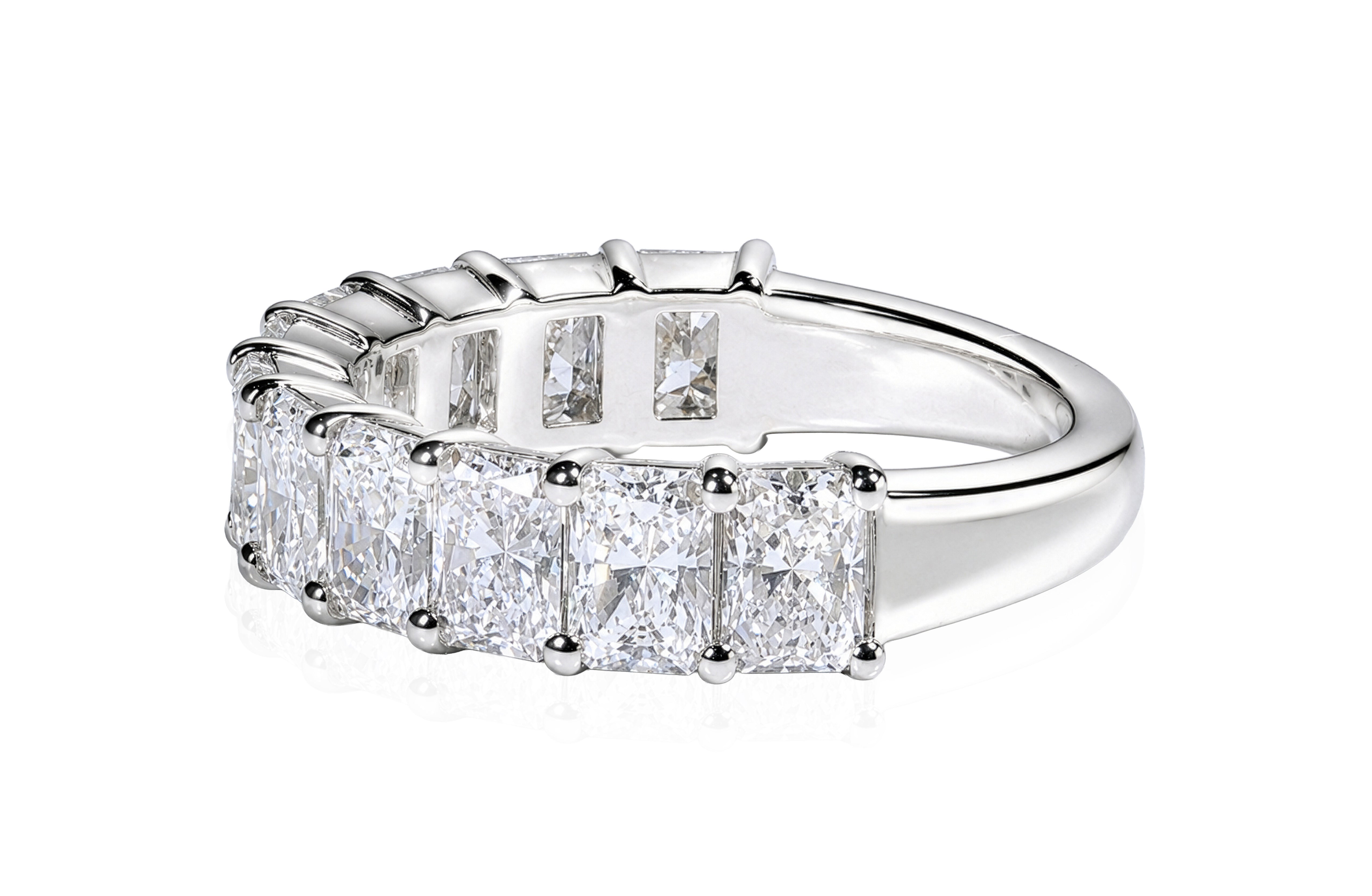 14k White Gold Shared Prong Radiant Lab Grown Wedding Band Mounting
