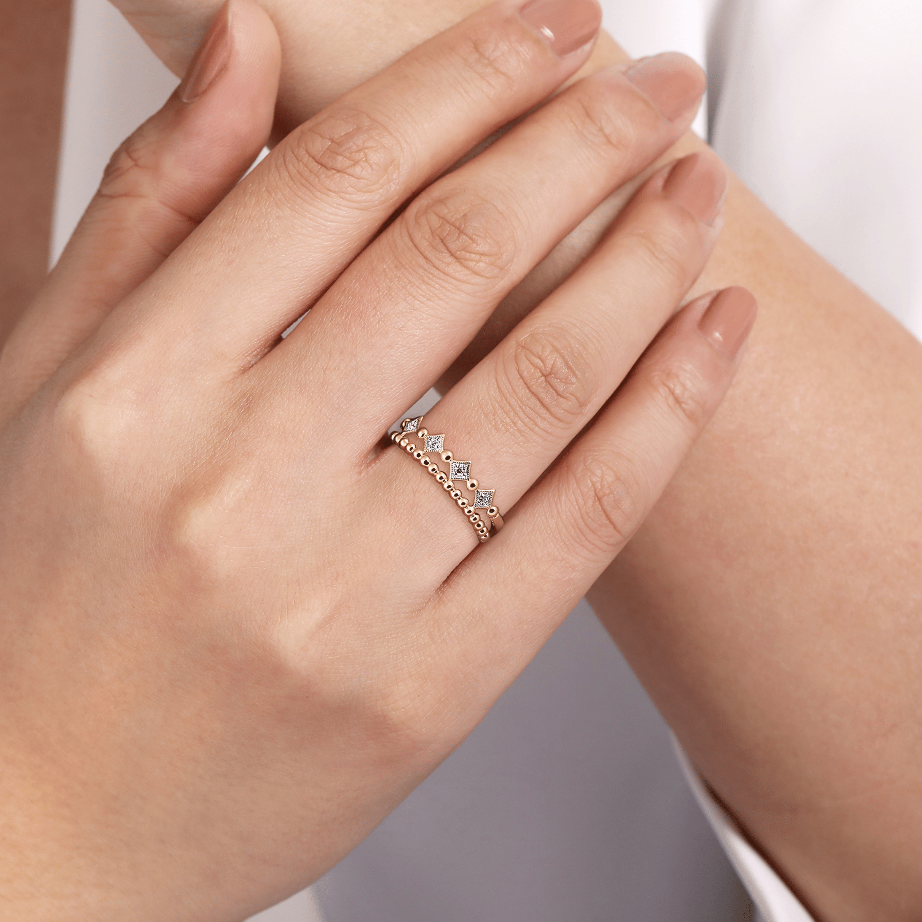14K Yellow Gold Diamond Easy Stackable Ring-Bujukan
