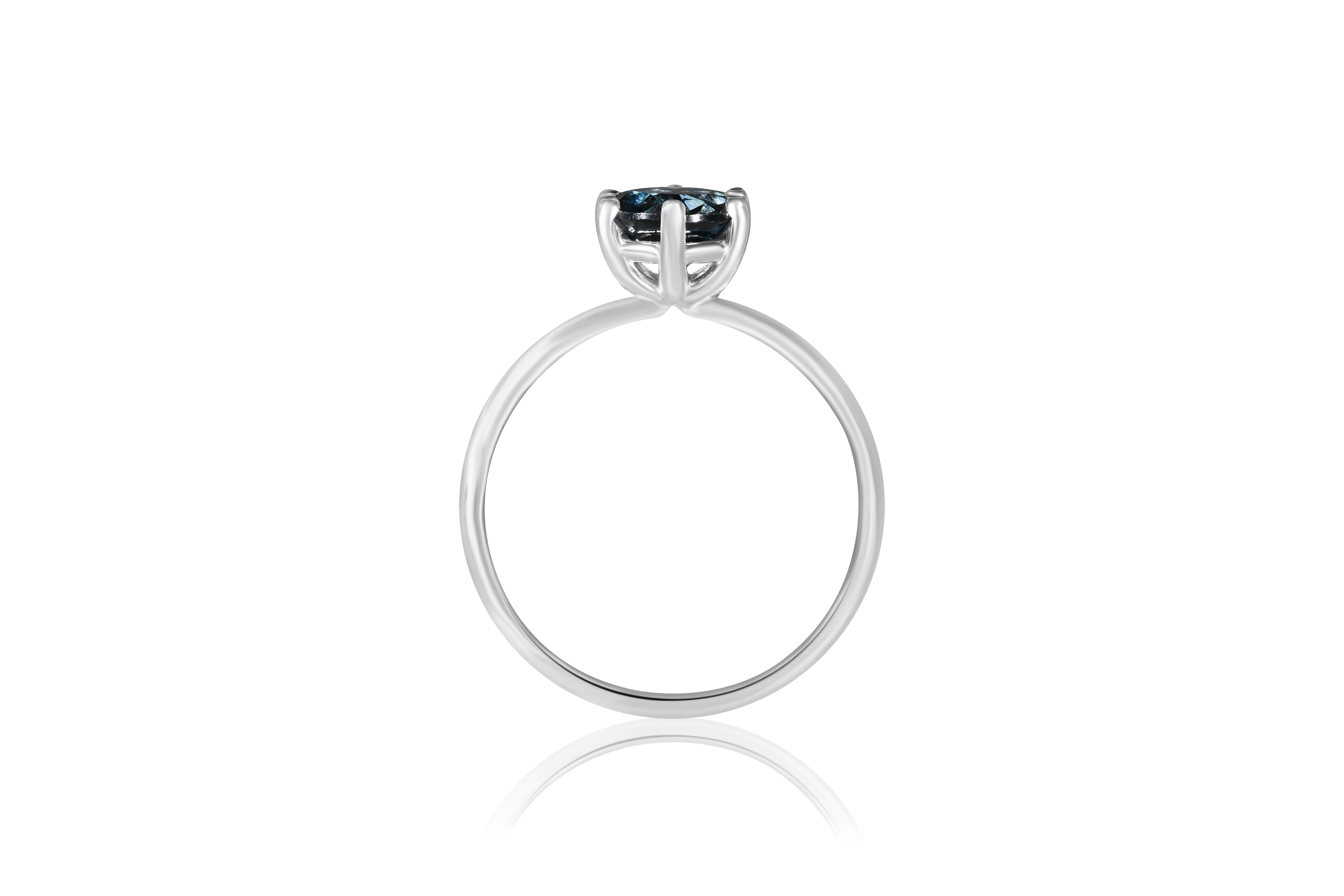Sterling Silver London Blue Topaz Solitaire Ring