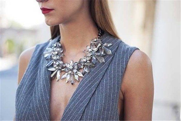 How To Wear Antique Jewelry