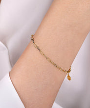 7 inch 14K Yellow Gold Hollow Paperclip Chain Bracelet