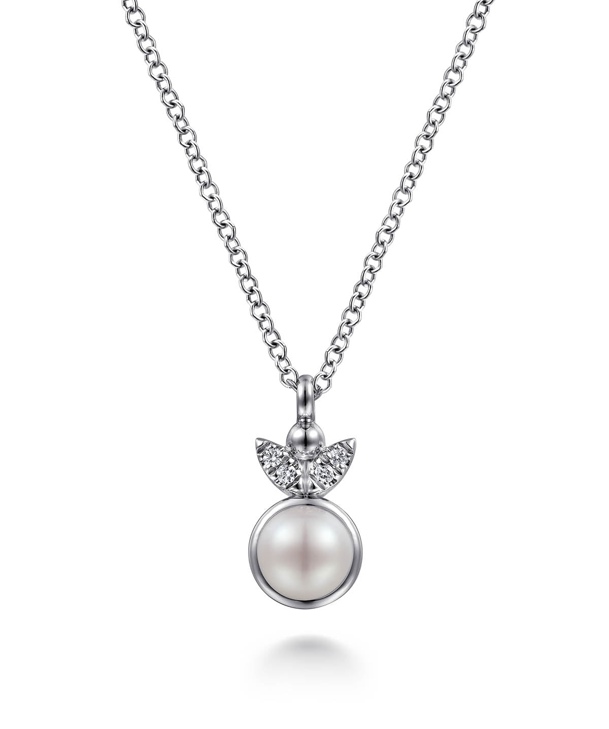 925 Sterling Silver Diamond Bujukan Pearl Pendant Necklace