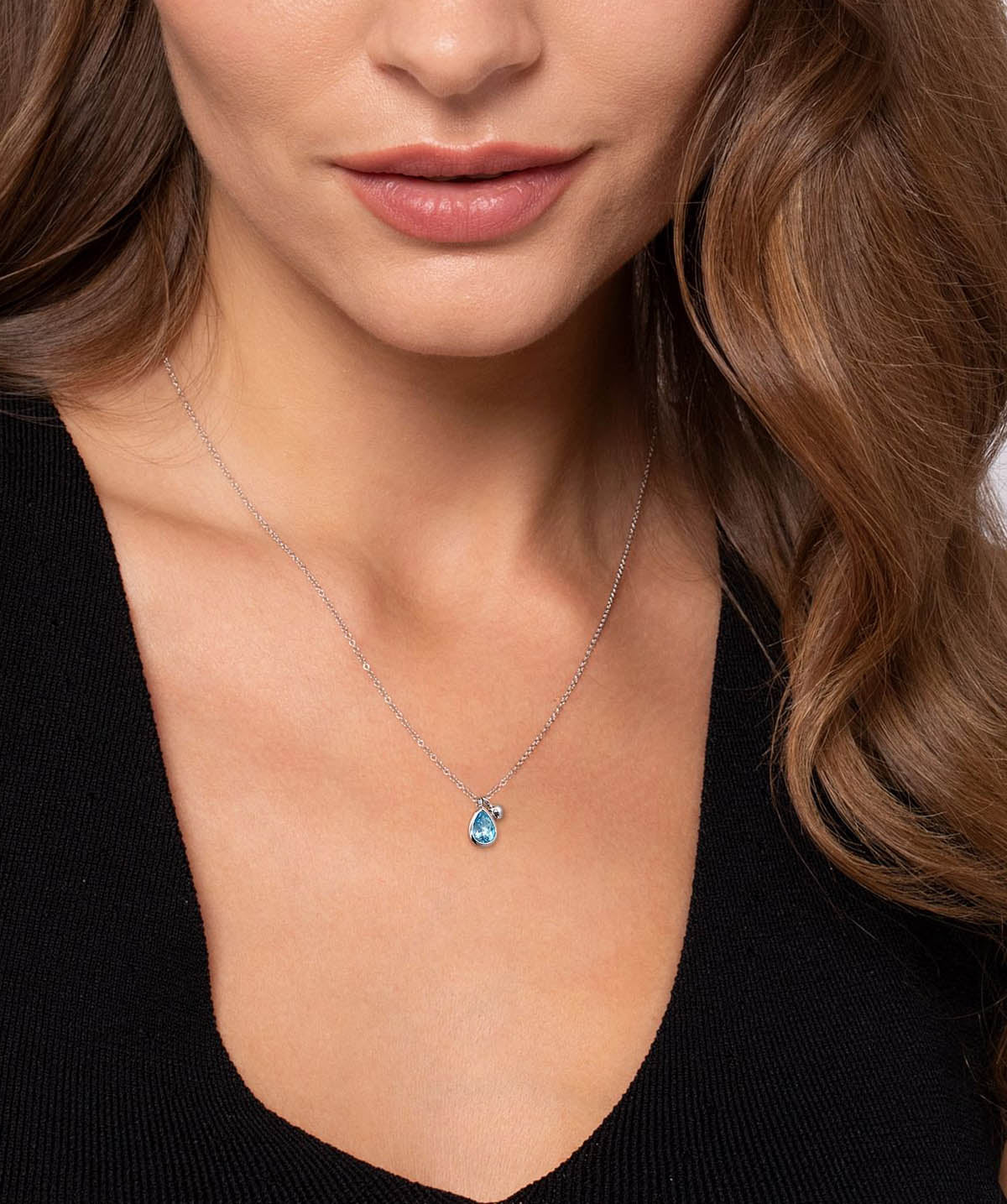 925 Sterling Silver Pear Blue Topaz Bujukan Pendant Necklace