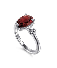 925 Sterling Silver Pear Garnet Bujukan Ring