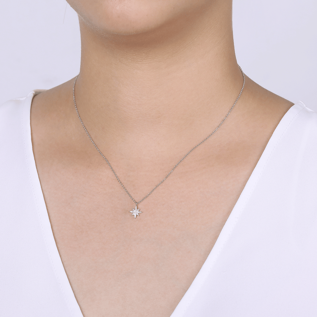 14K White Gold Diamond Starburst Pendant Necklace