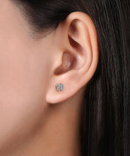 14K White Diamond Cluster Earrings